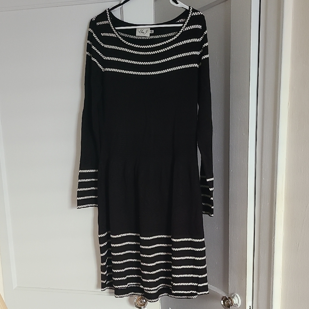 Eliza J Black and White Striped Long Sleeve Dress